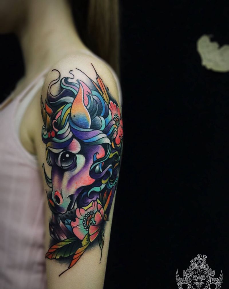 独角兽纹身图片_手臂New School纹身图案