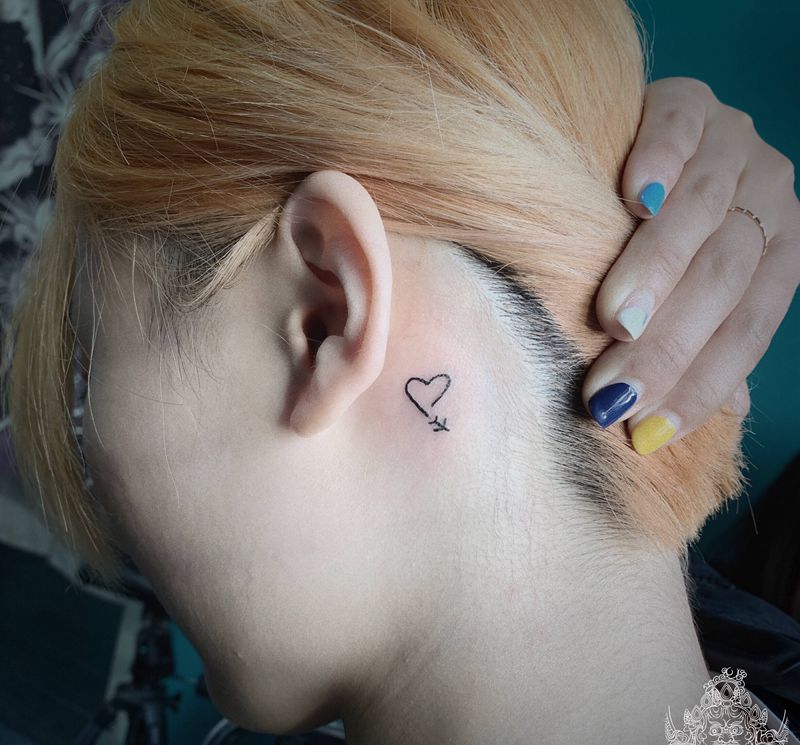 店内小清新纹身图片_手臂腿部图腾点刺纹身图案