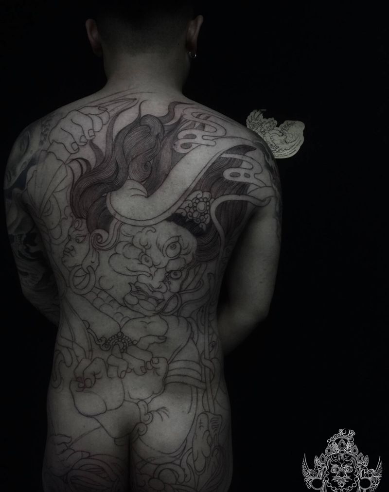 大满背，基础线完成纹身图片_背部新传统纹身图案