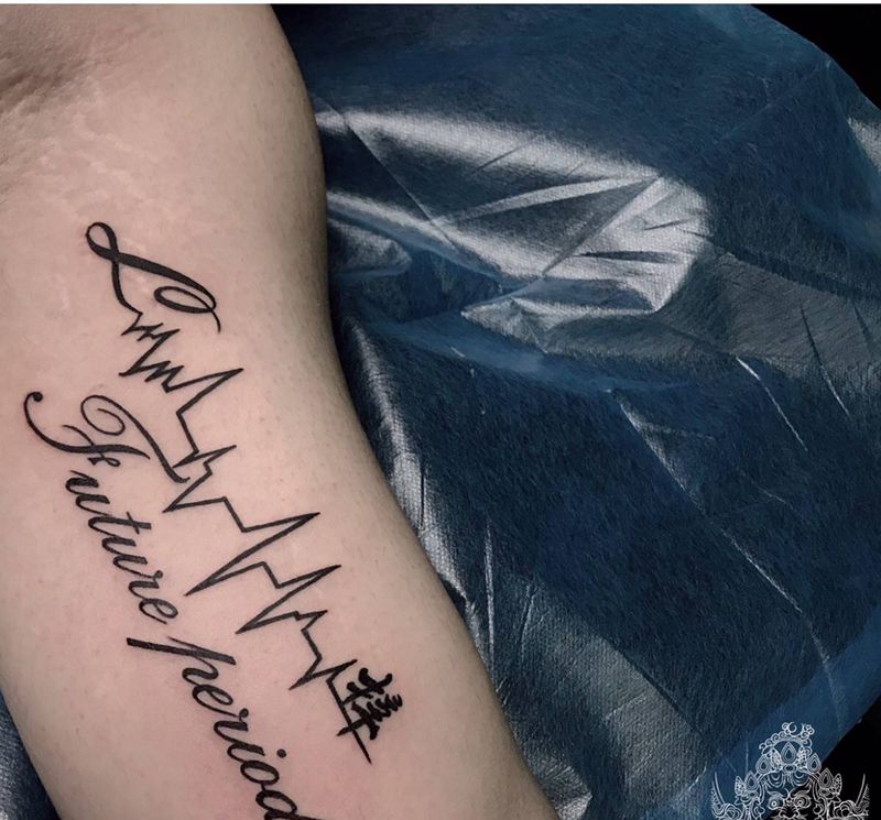 有意义的小图纹身图片_手臂图腾纹身图案