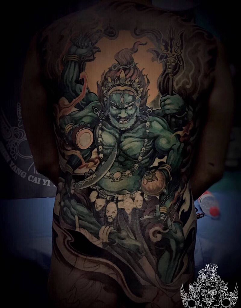 大满背进度更新纹身图片_背部新传统纹身图案