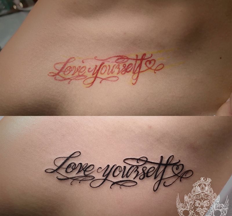 店内小作纹身图片_胸部图腾小清新纹身图案