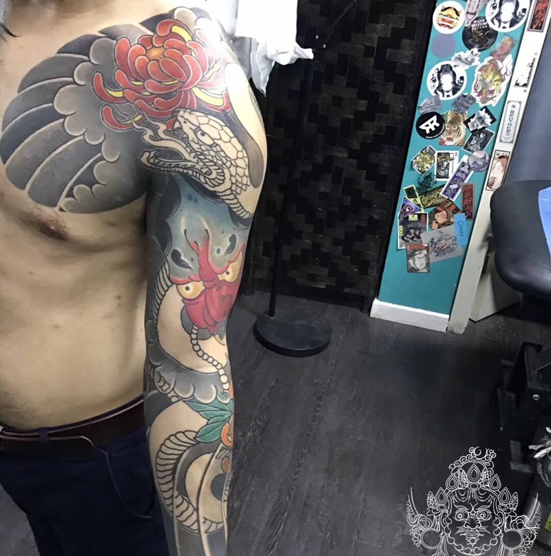 老传统   快收工啦纹身图片_手臂老传统纹身图案