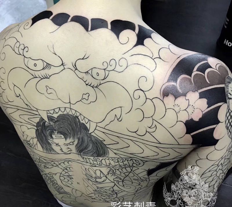首席老师 纹杰 修改 待续纹身图片_背部老传统纹身图案