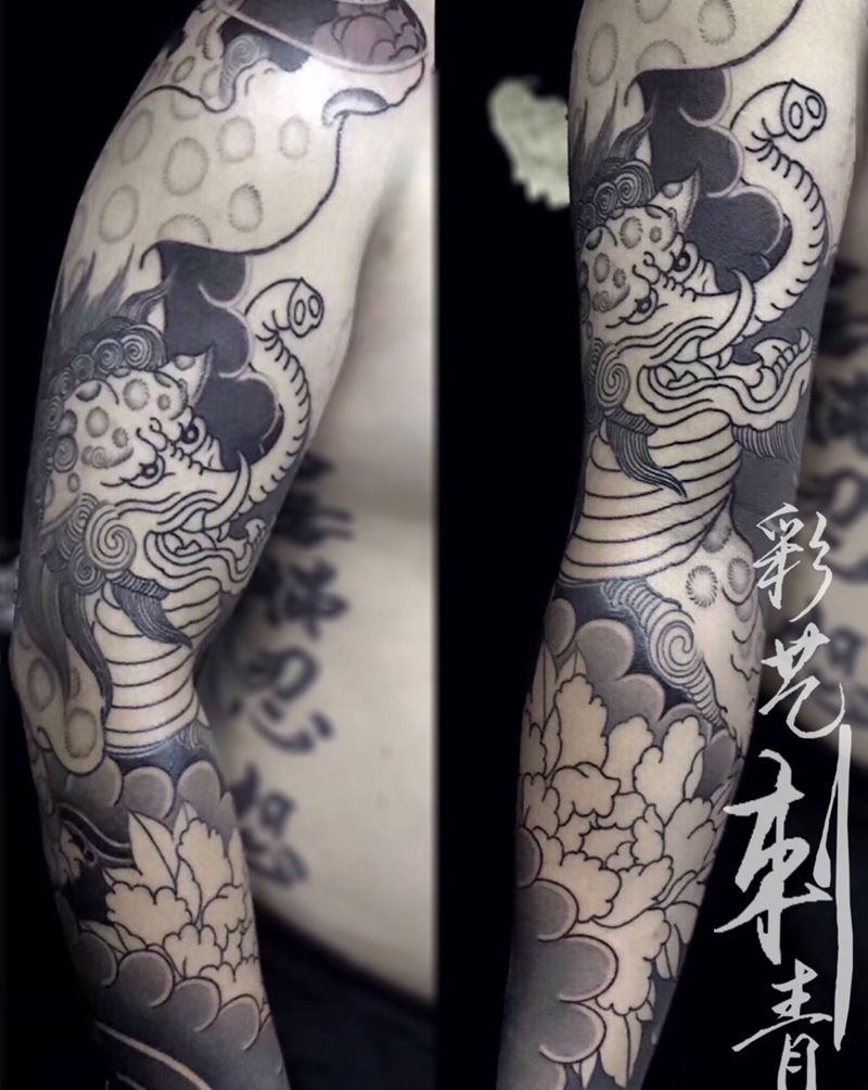 首席老师 纹杰工作篇纹身图片_手臂老传统纹身图案