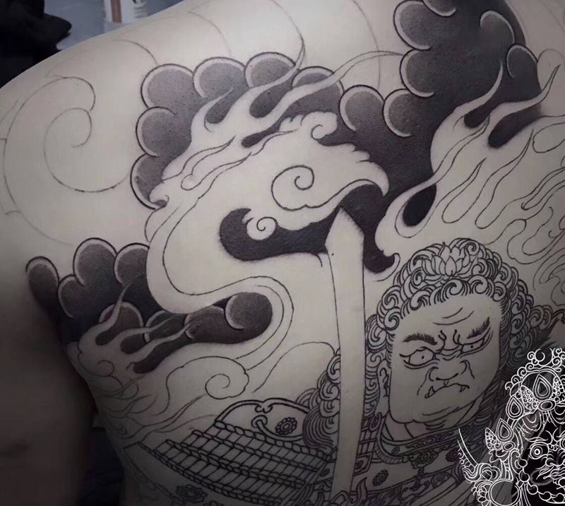 首席老师 纹杰工作篇纹身图片_背部老传统纹身图案