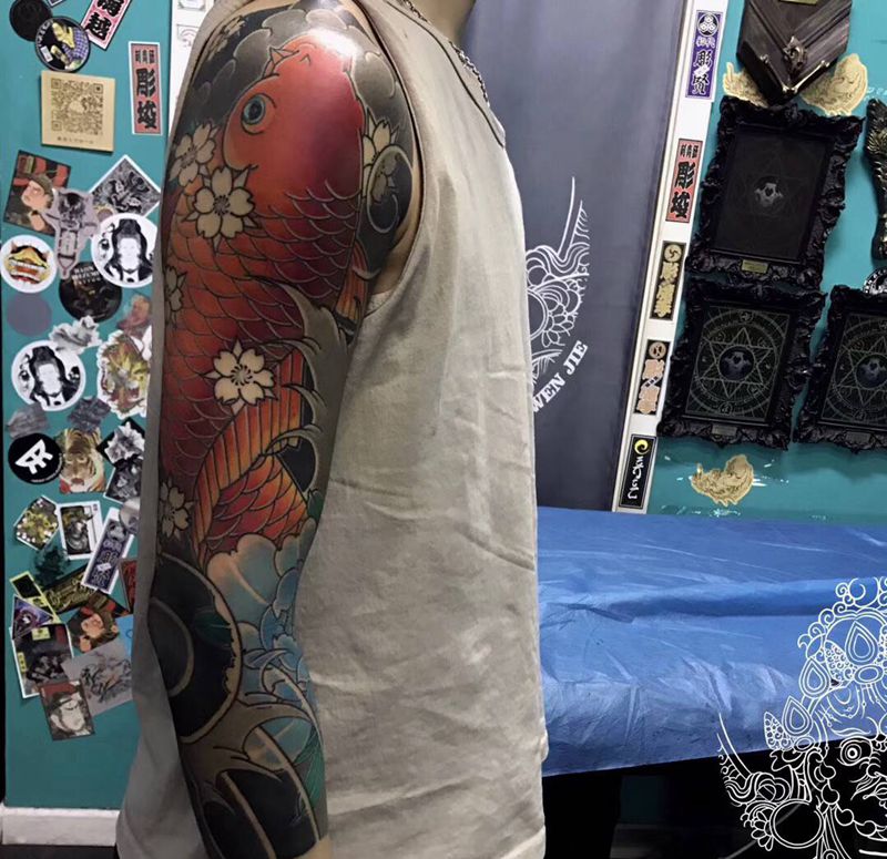 店内老传统七分袖纹身图片_手臂老传统纹身图案