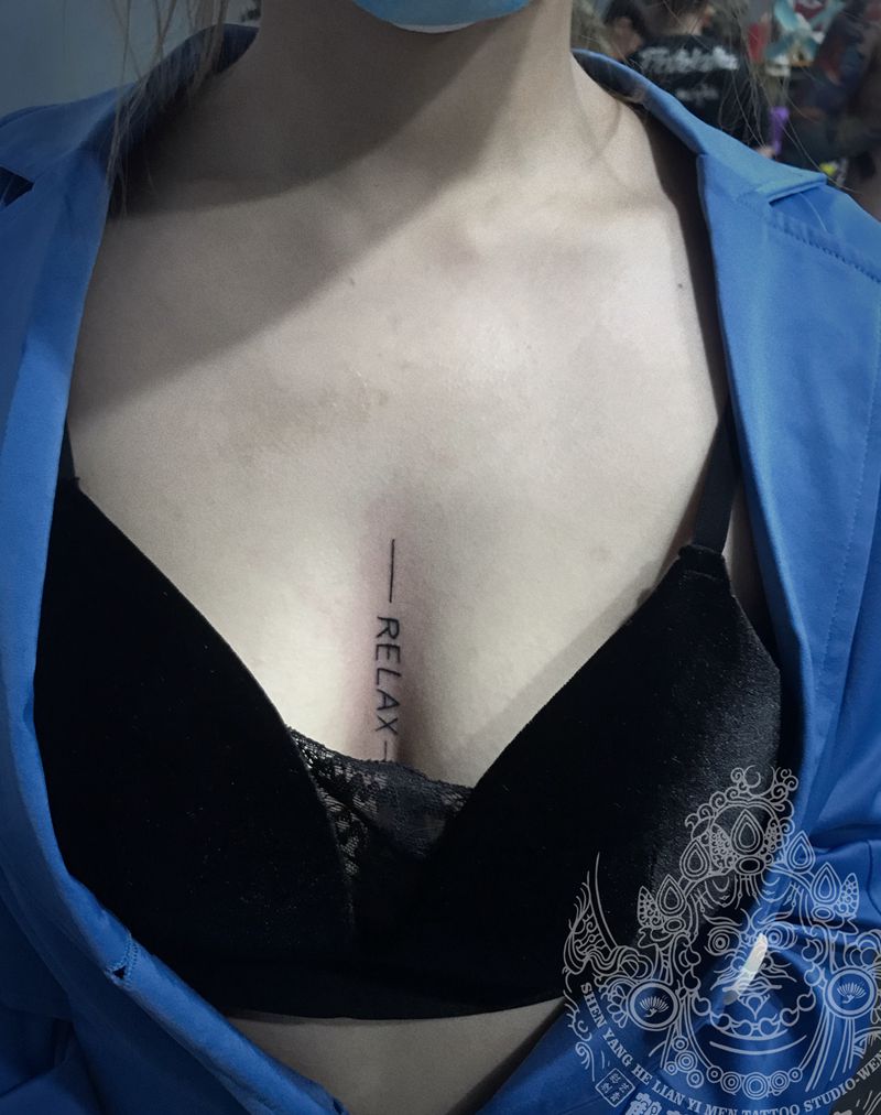 小清新纹身图片_胸部点刺图腾纹身图案