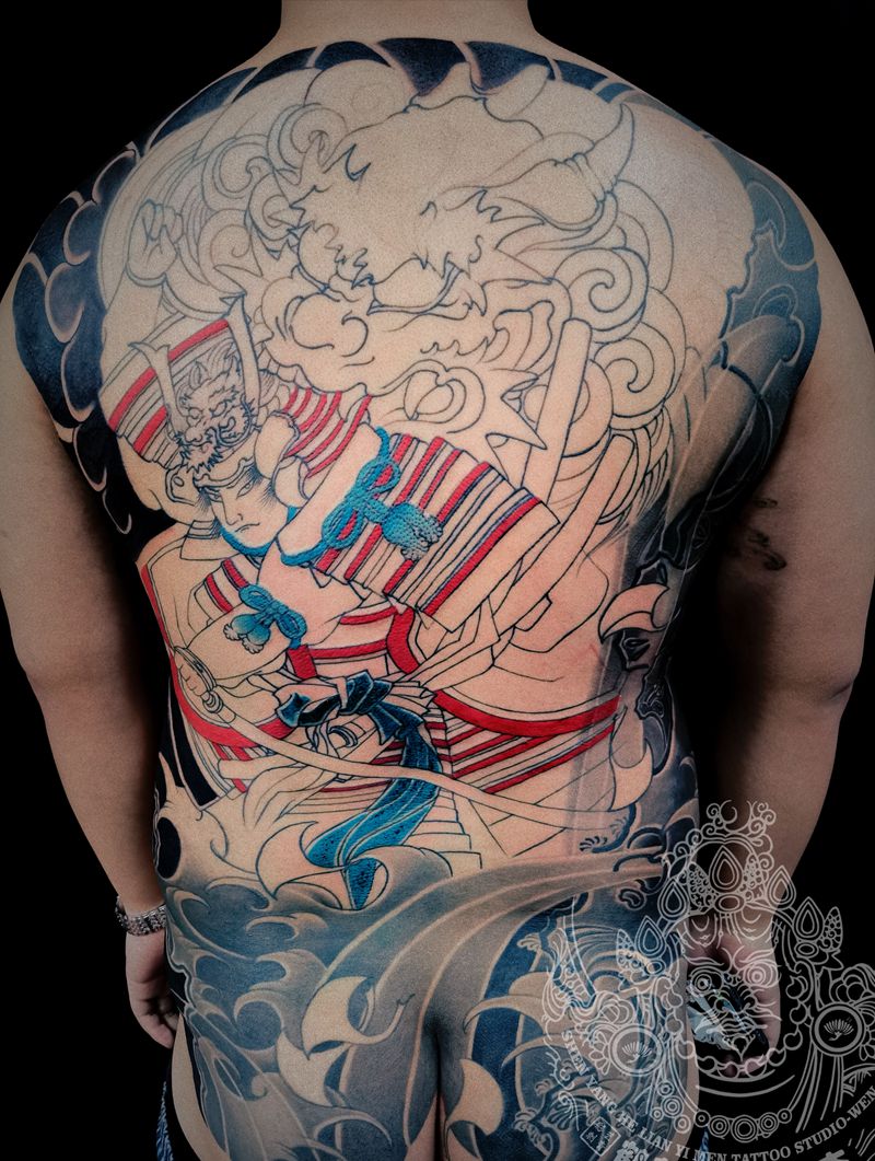 店内满背进度 下次继续纹身图片_背部老传统纹身图案