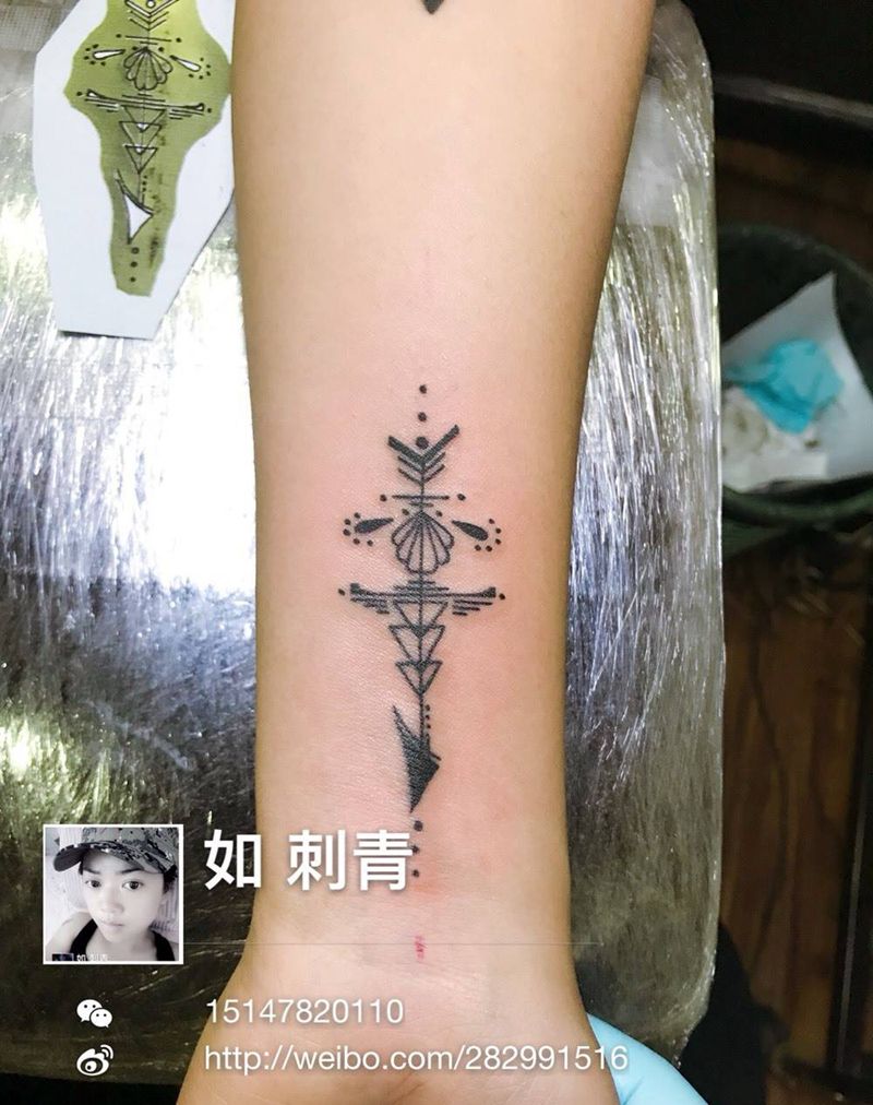 箭头纹身图片