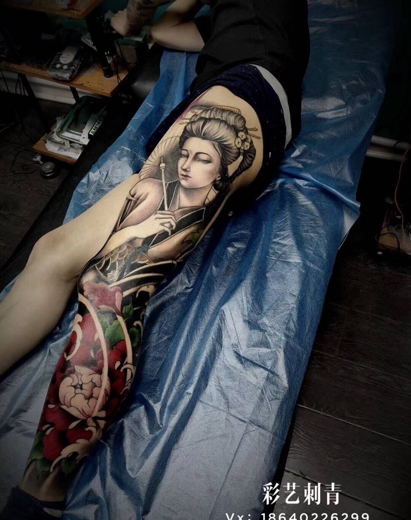 大美女花腿，未完纹身图片_腿部老传统纹身图案