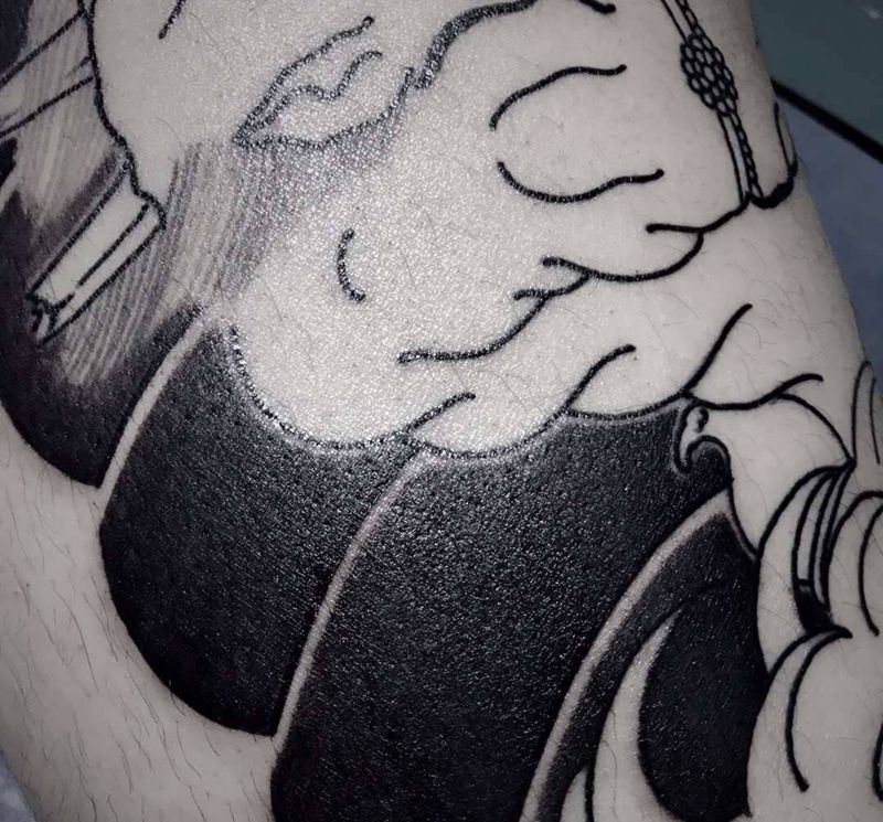 老传统的魅力纹身图片_背部老传统纹身图案