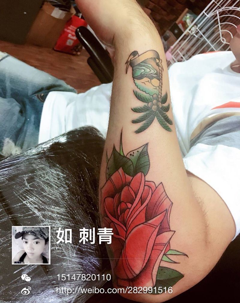 欧美花臂拼接纹身图片