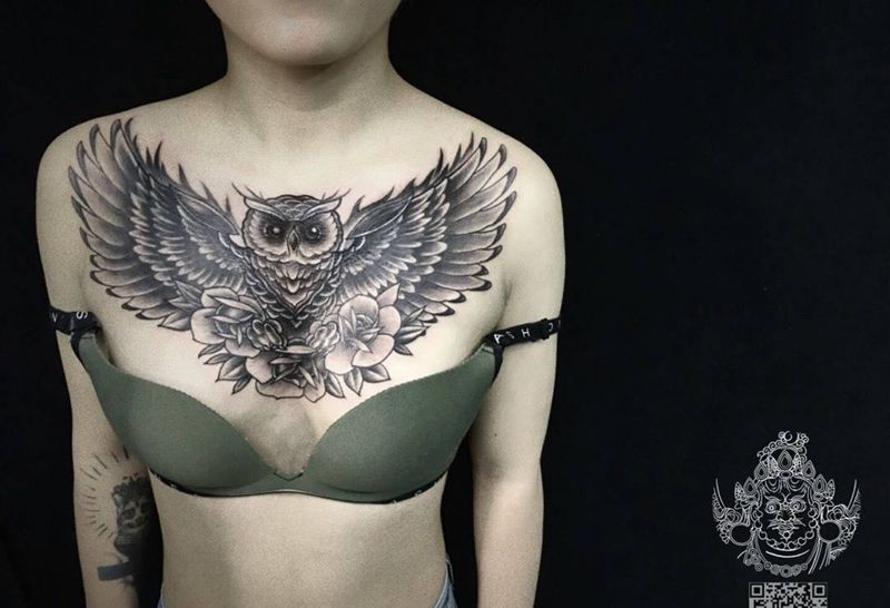 花胸，遮盖作品纹身图片_胸部Old SchoolNew School纹身图案