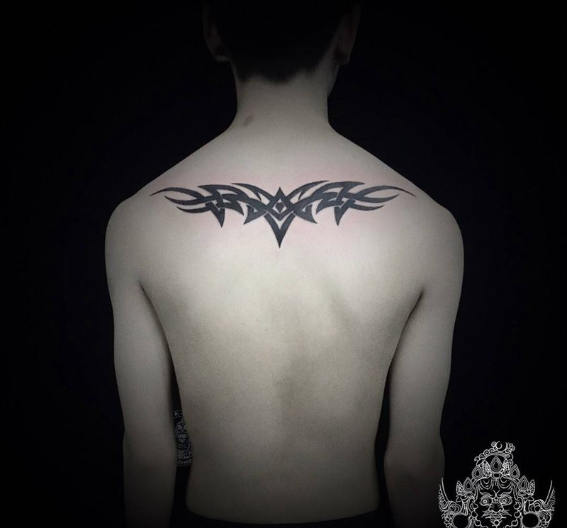 一行三人的组团纹身纹身图片