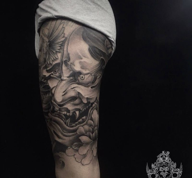 大腿般若纹身图片_腿部新传统纹身图案