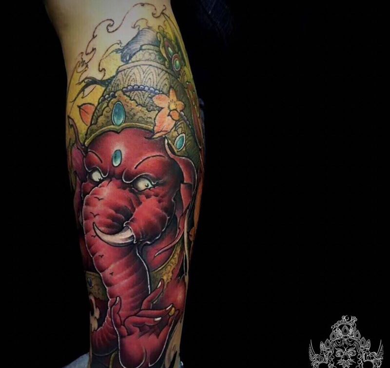 传统象神纹身图片_腿部新传统纹身图案