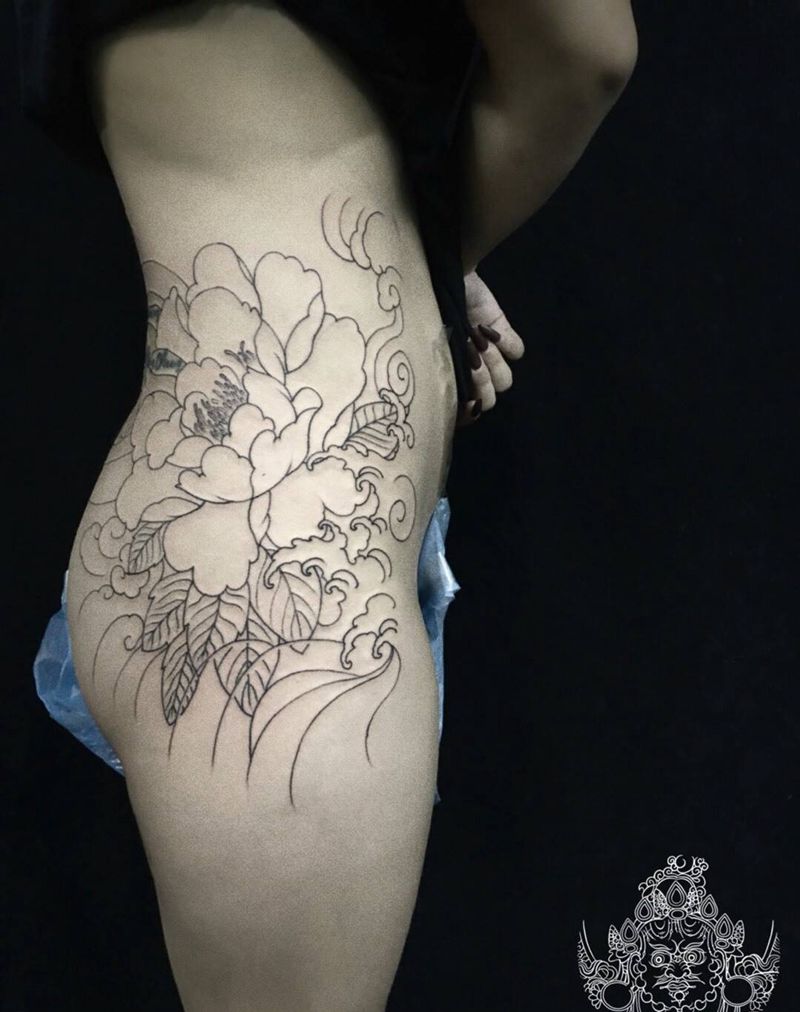 美女大腿牡丹基础线纹身图片_臀部腿部新传统纹身图案