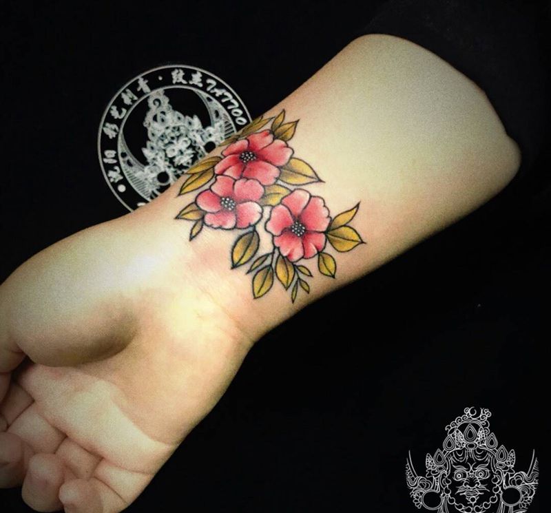 清新小花花纹身图片_手臂小清新纹身图案