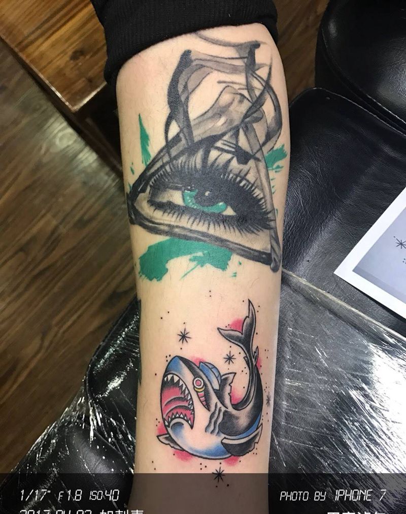 欧美花腿拼接纹身图片