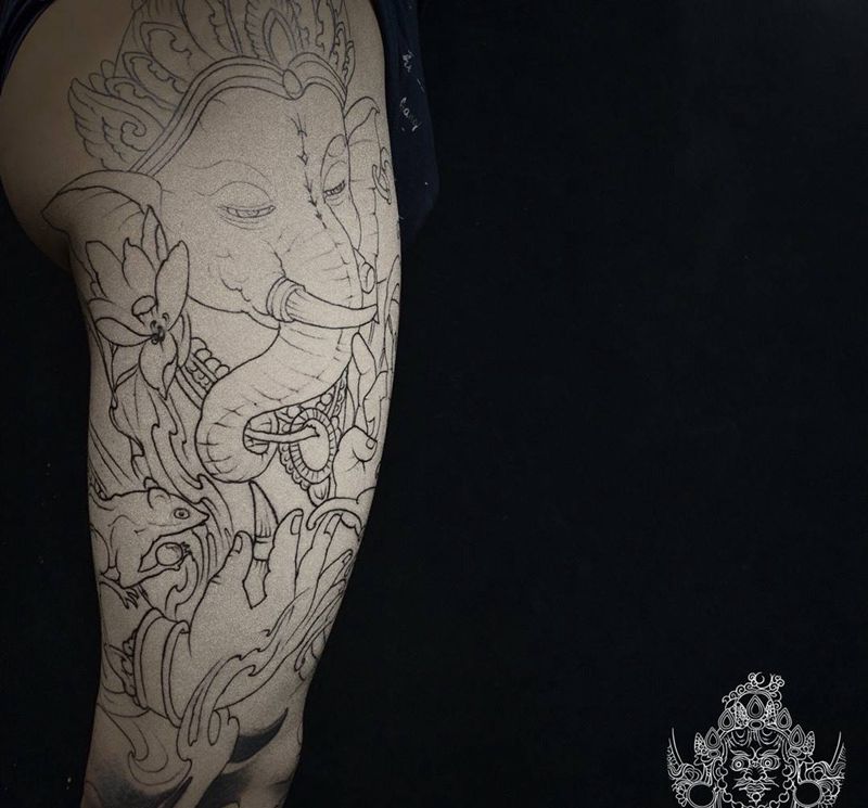 大腿象神，基础线纹身图片_腿部新传统纹身图案