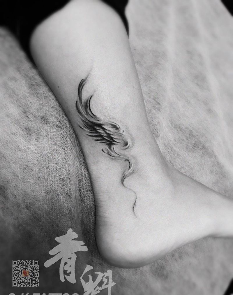 翼下之风纹身图片