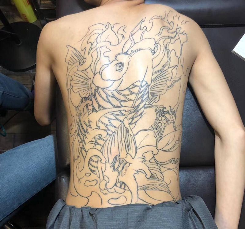 修改上色，线条不是本店纹身图片