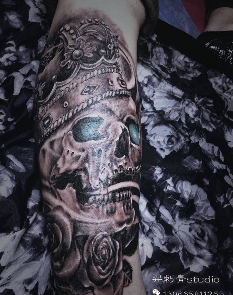 骷髅玫瑰纹身图片_成品写实腰部腿部纹身图案