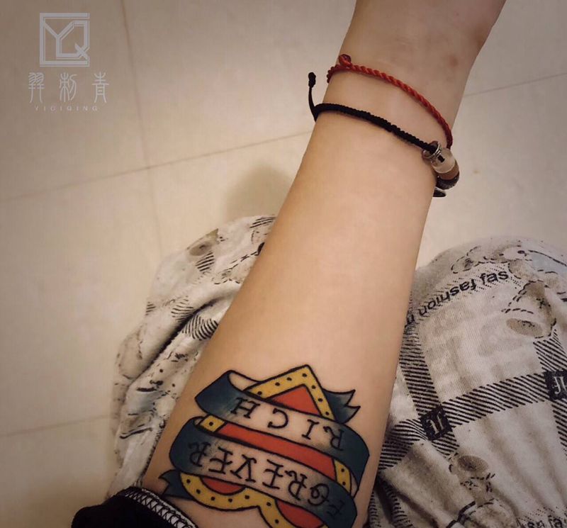 Old school纹身图片_手臂Old School小图Old school欧美纹身图案