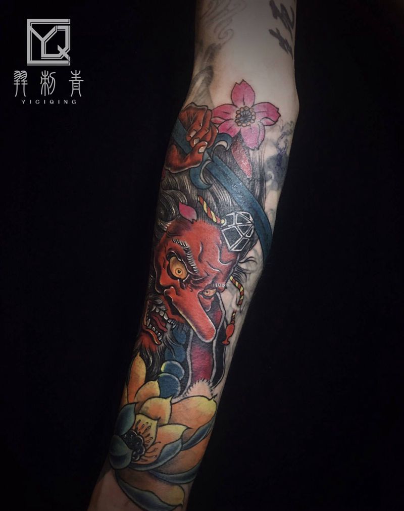 遮盖天狗纹身图片_手部手臂新传统天狗花臂遮盖纹身图案