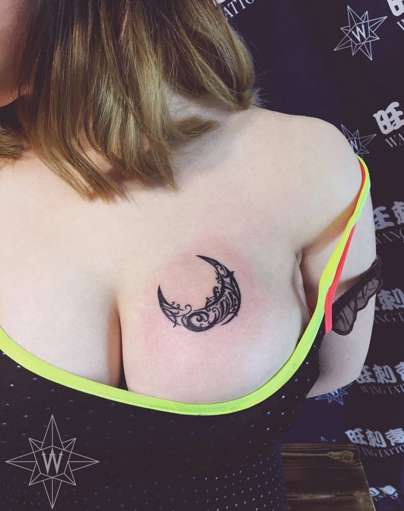 弯月波霸纹身图片_成品胸部欧美图腾纹身图案