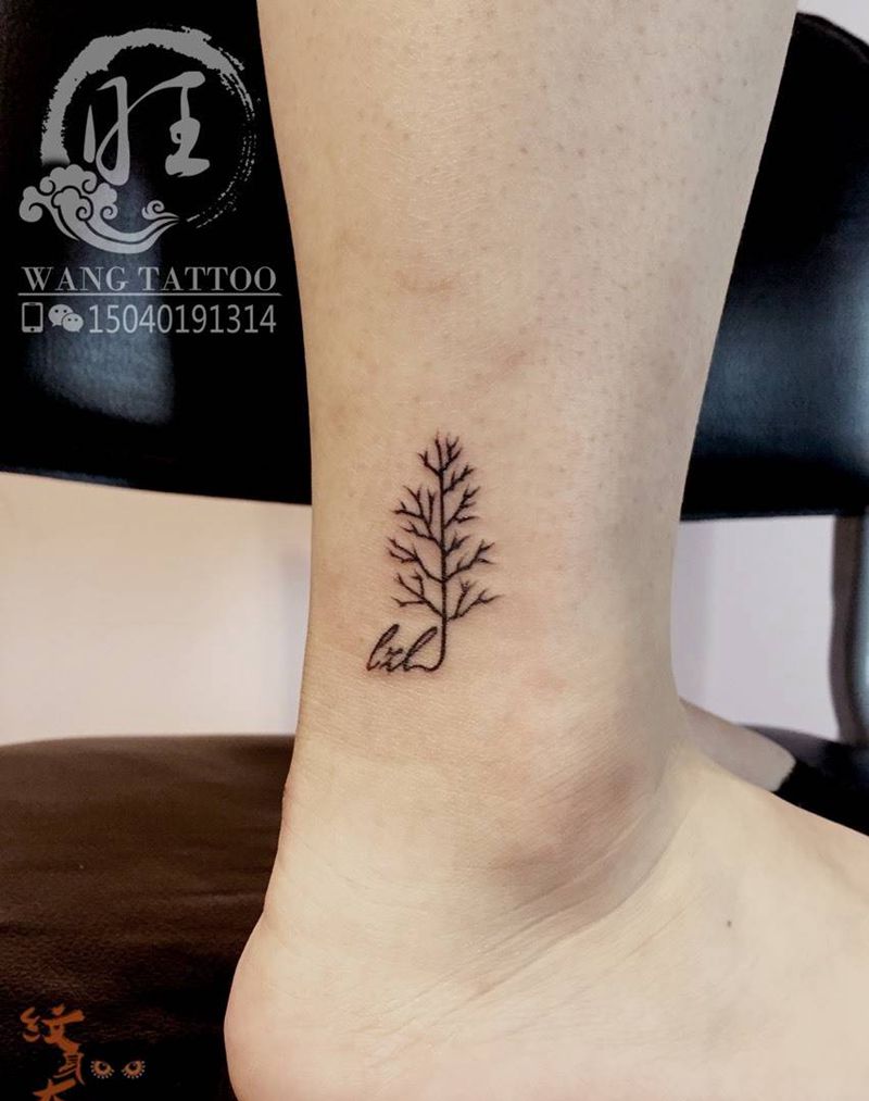小树纹身图片_成品腿部清新植物纹身图案