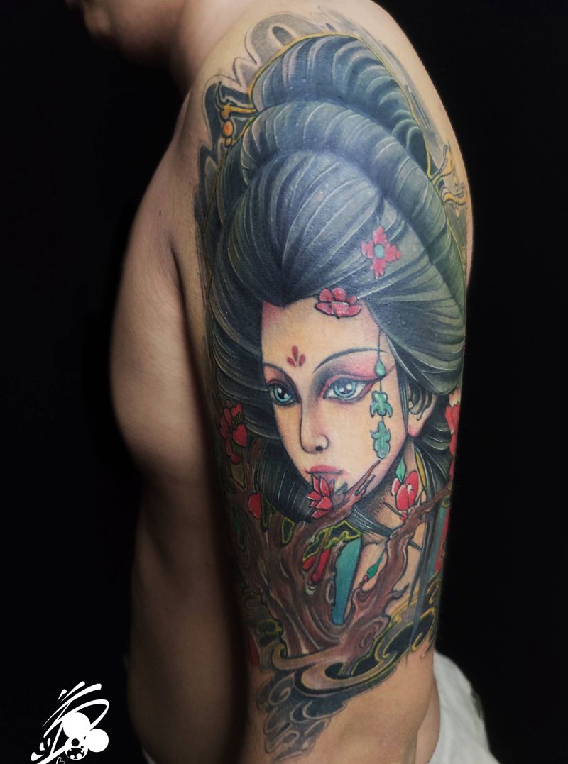 修改纹身图片_手臂新传统艺伎修改遮盖纹身图案