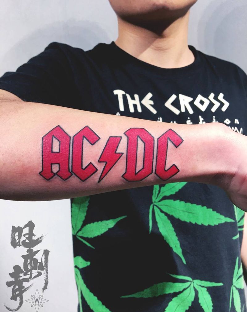 ACDC纹身图片_成品手臂欧美字符纹身图案