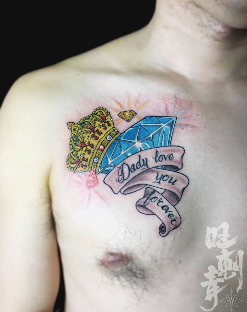 钻石皇冠纹身图片_胸部New School纹身图案