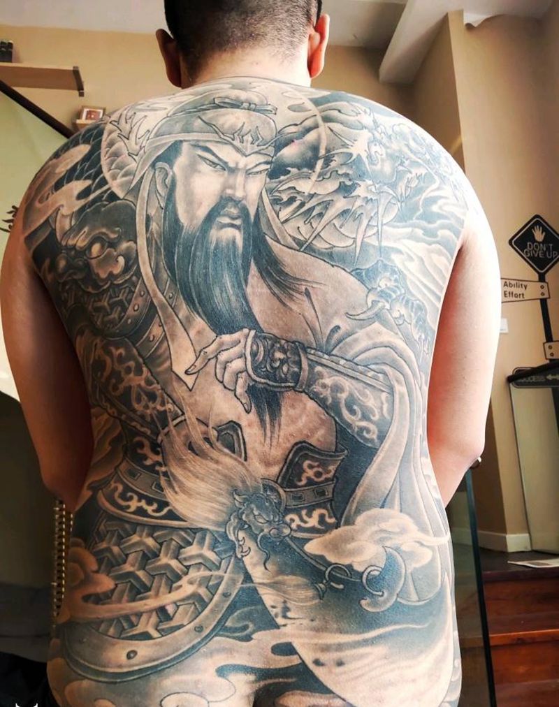 关公纹身图片_背部新传统纹身图案