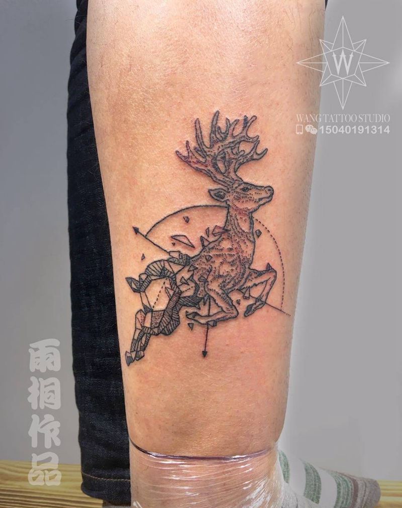 鹿纹身图片_成品欧美动物腿部纹身图案