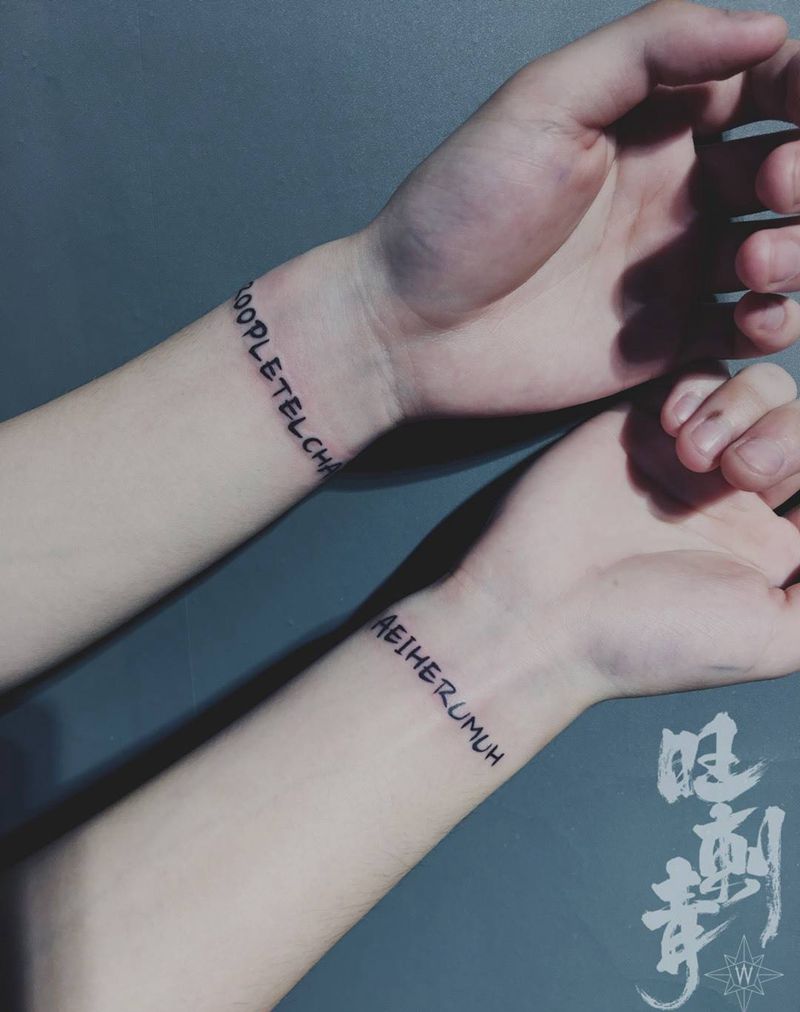 英文类纹身图片_成品颈部肩部胸部腹部腰部背部臀部手臂腿部纹身图案