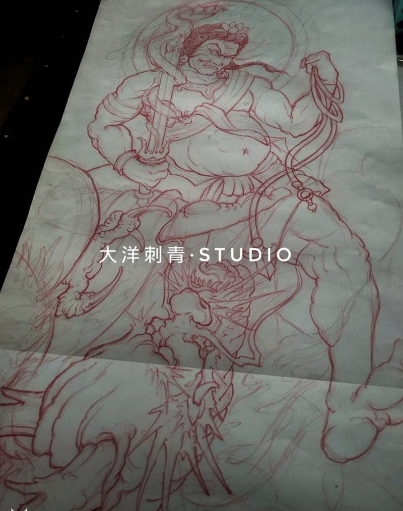 不动明王纹身图片_背部新传统纹身图案