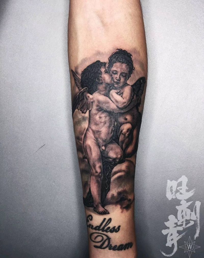 小天使纹身图片_手臂欧美写实纹身图案