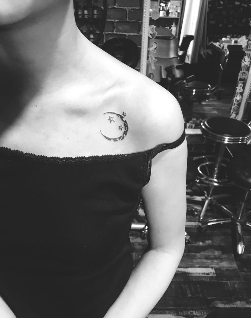 月亮纹身图片