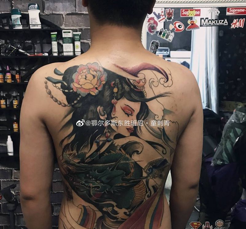 龙女艺伎纹身图片