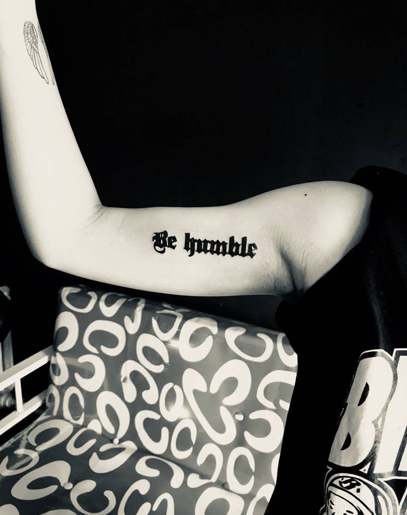 哥特体纹身图片