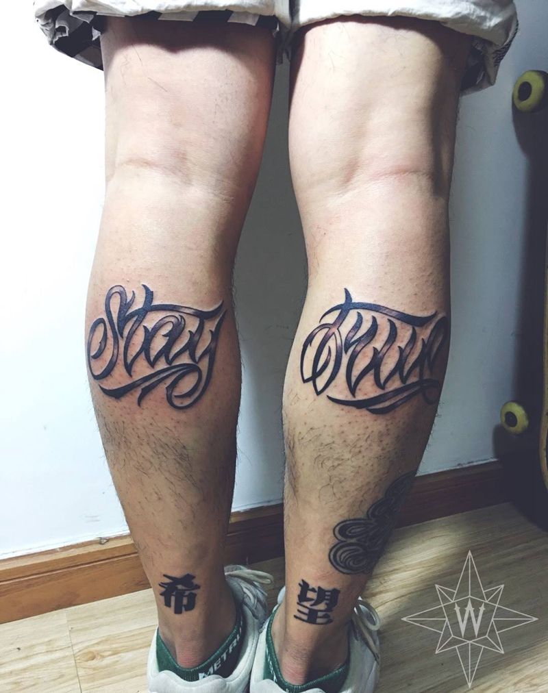 stay  true纹身图片_成品腿部欧美字符纹身图案