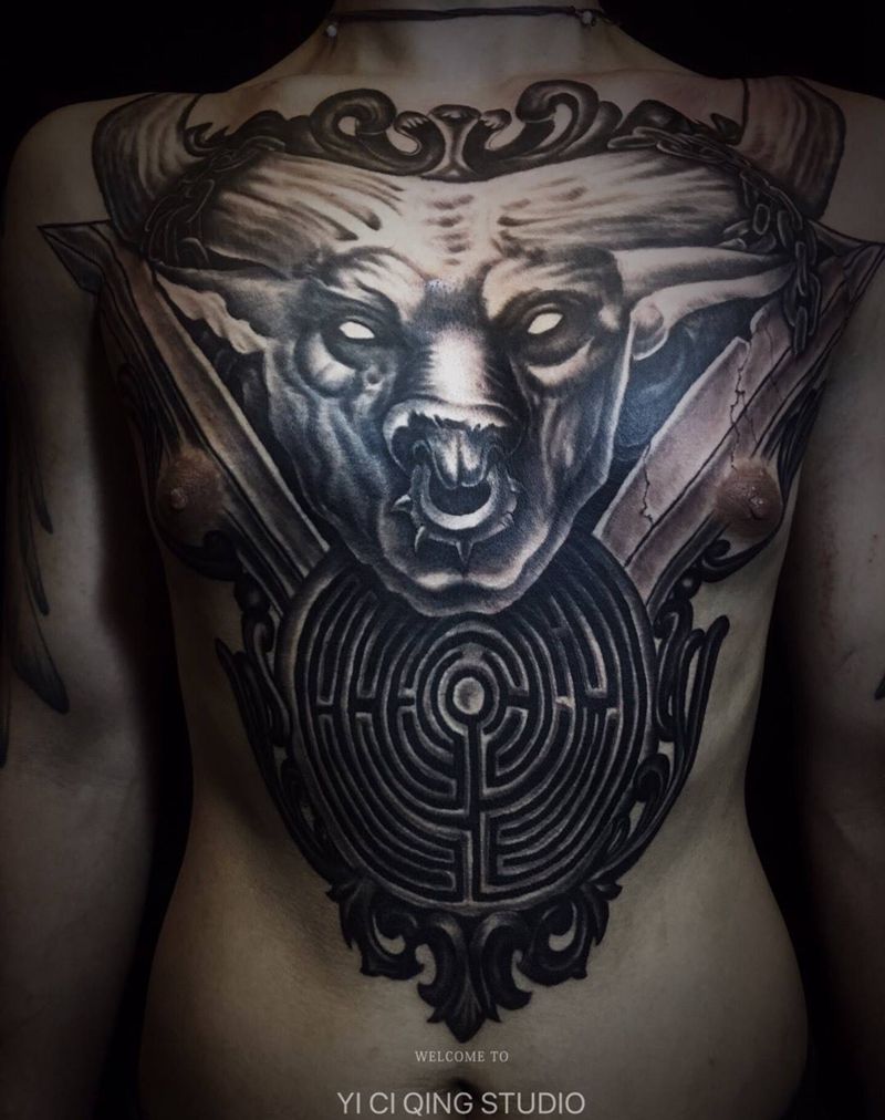 牛头三天完成纹身图片_胸部New School纹身图案