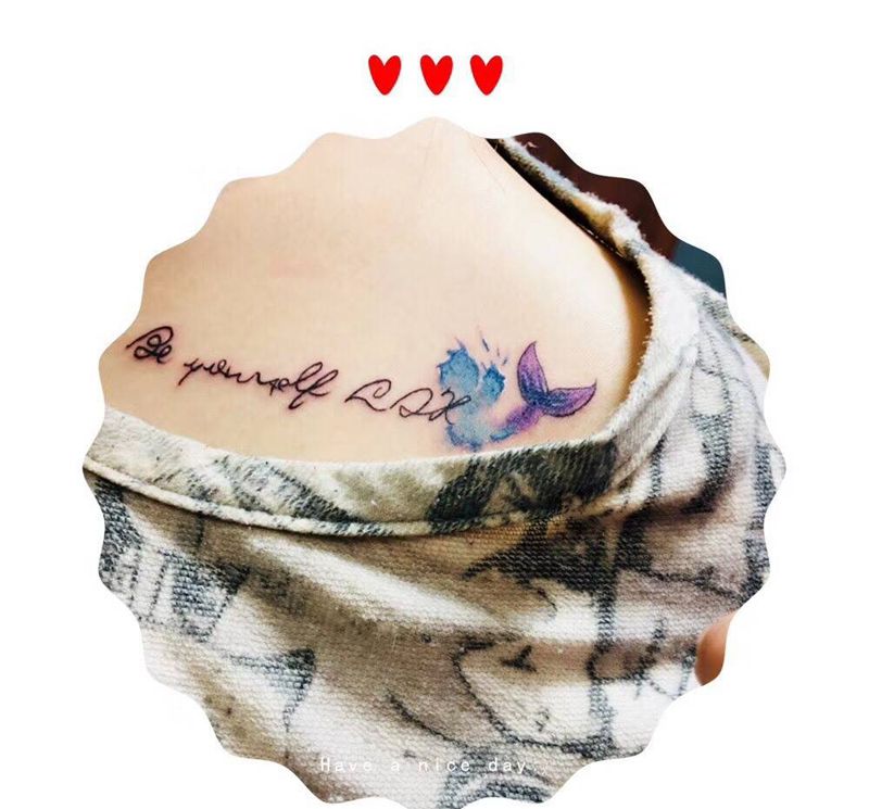 彩色小英文纹身图片