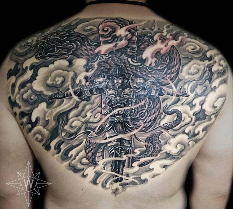 好纹身图片_成品背部欧美传统动物鬼神原创纹身图案