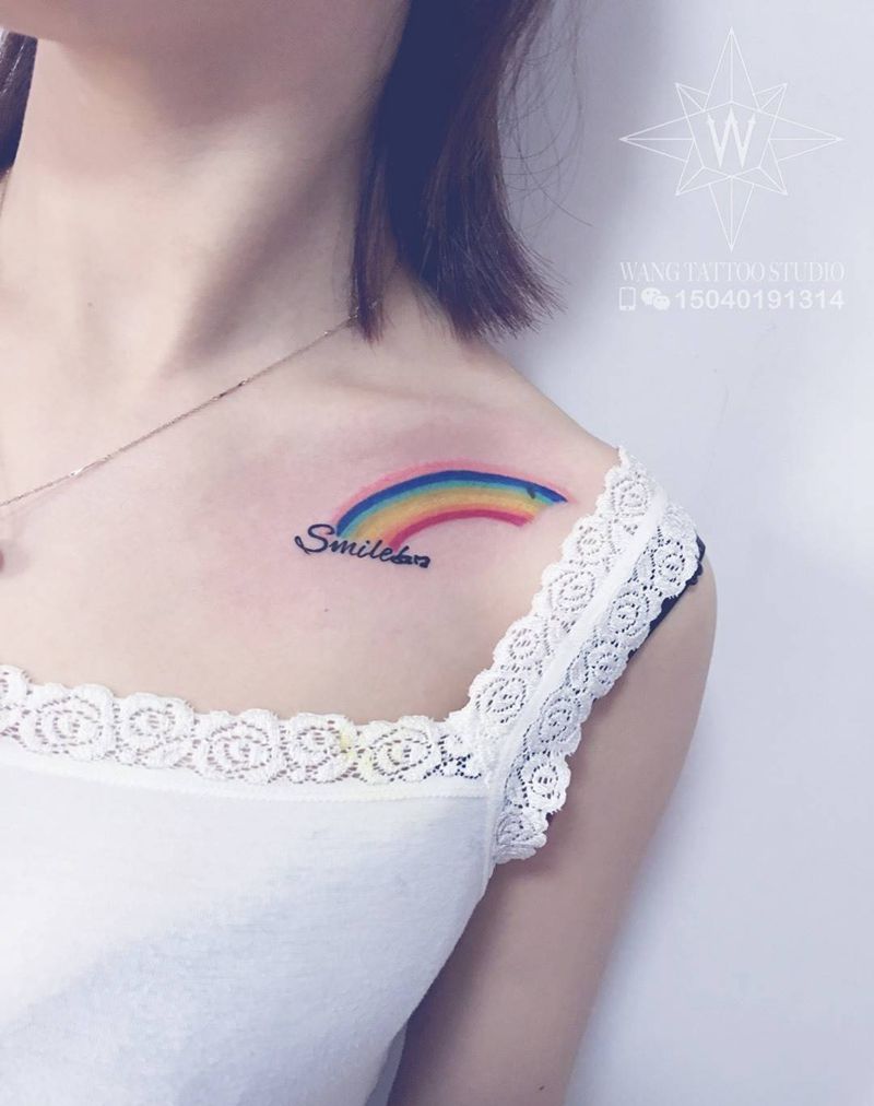 彩虹纹身图片_成品胸部欧美清新字符纹身图案