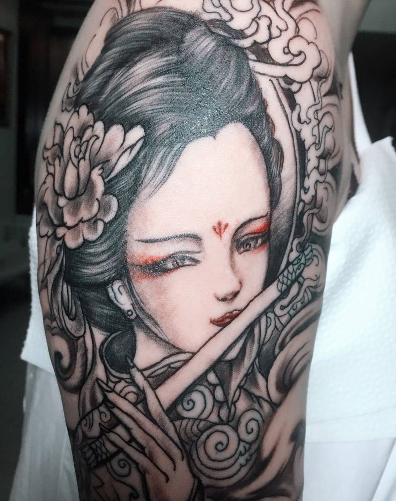 大臂艺妓下次彩色纹身图片