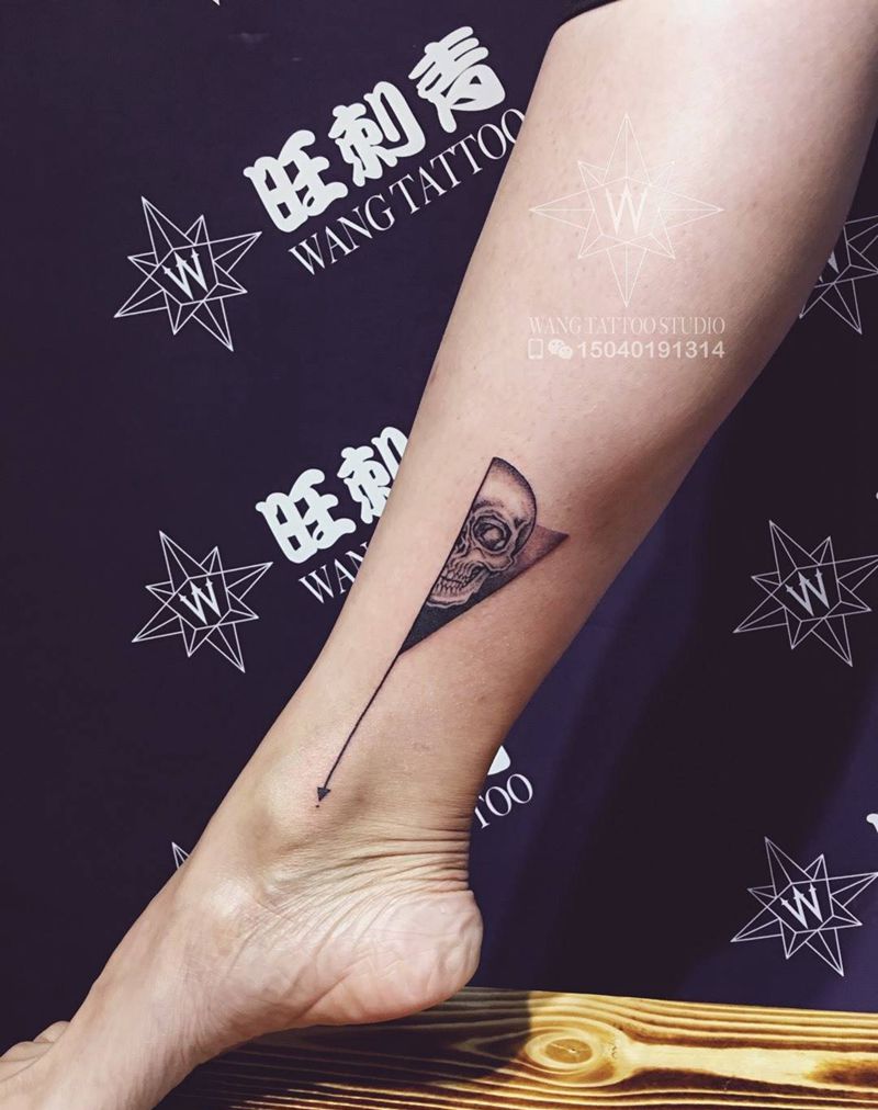 《骷髅》纹身图片_成品腿部欧美几何静物纹身图案